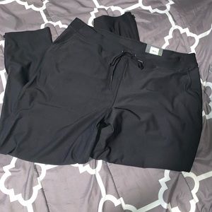 Tek Gear Mid Rise Ankle Pants